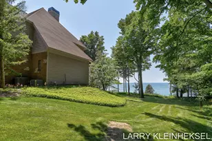 5645 N Lakeshore Dr, Holland, MI 49424 - Photo 80