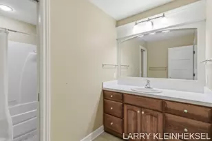 5645 N Lakeshore Dr, Holland, MI 49424 - Photo 124