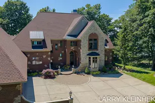 5645 N Lakeshore Dr, Holland, MI 49424 - Photo 176