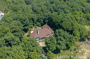 5645 N Lakeshore Dr, Holland, MI 49424 - Photo 182