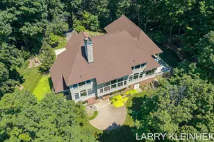 5645 N Lakeshore Dr, Holland, MI 49424 - Photo 112
