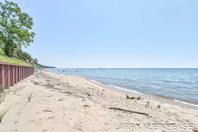 5645 N Lakeshore Drive, Holland, MI 49424 - Photo 172