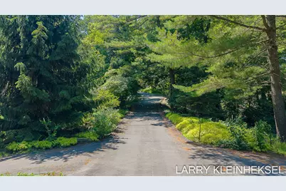 5645 N Lakeshore Drive, Holland, MI 49424 - Photo 174