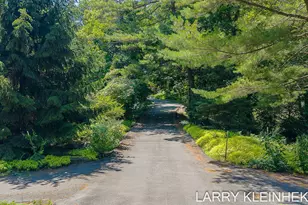 5645 N Lakeshore Dr, Holland, MI 49424 - Photo 174