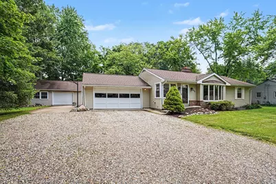 702 N Orient Street, Kalamazoo, MI 49004 - Photo 2