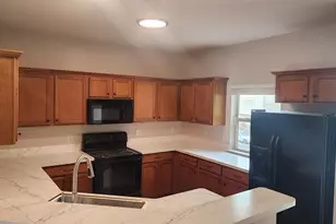 1574 Kessler Ave, Keego Harbor, MI 48320 - Photo 8