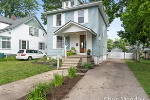 1013 Pennoyer Ave, Grand Haven, MI 49417 - Photo 2