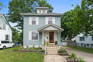 1013 Pennoyer Ave, Grand Haven, MI 49417 - Photo 1