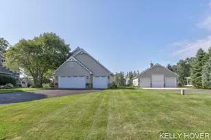 12409 Bayview Dr, Wayland, MI 49348 - Photo 78
