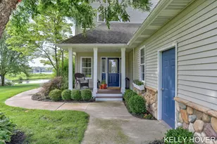 12409 Bayview Dr, Wayland, MI 49348 - Photo 2