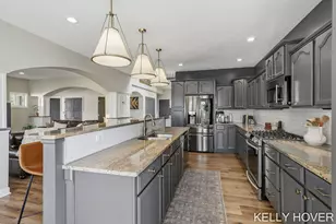 12409 Bayview Dr, Wayland, MI 49348 - Photo 8