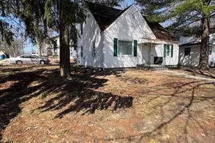 520 S Holmes St, Lansing, MI 48912 - Photo 2