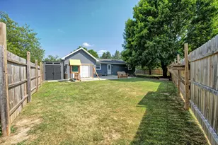 398 Lee St, Sunfield, MI 48890 - Photo 32