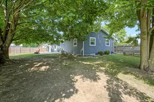 398 Lee St, Sunfield, MI 48890 - Photo 32