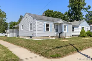 4639 Walton Ave SW, Grand Rapids, MI 49548 - Photo 2