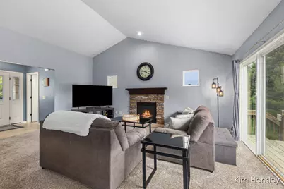 678 Orchard Court NE, Rockford, MI 49341 - Photo 10