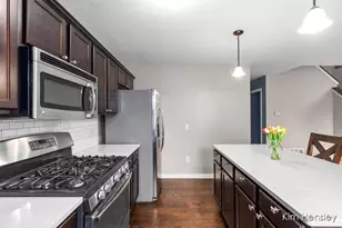 678 Orchard Ct NE, Rockford, MI 49341 - Photo 14