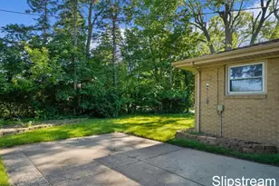 168 E Delaware Ave, Benton Harbor, MI 49022 - Photo 28