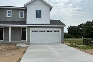 6138 Burgess Dr, Spring Lake, MI 49456 - Photo 2