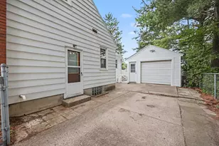 1155 Northwood St NE, Grand Rapids, MI 49505 - Photo 26