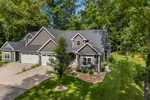 1222 Lochaven Cir, Hillsdale, MI 49242 - Photo 20