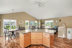 1433 Hillridge Way, Zeeland, MI 49464 - Photo 6