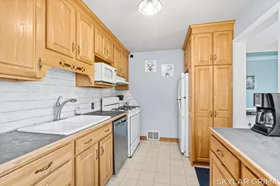 701 Fowler Street, Muskegon, MI 49445 - Photo 8