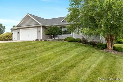 1012 W Main Street, Middleville, MI 49333 - Photo 2