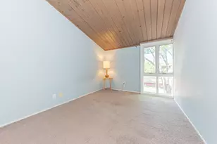 2405 Packard St, Ann Arbor, MI 48104 - Photo 30