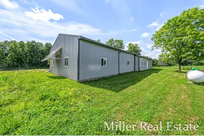 9607 S Barryville Road, Dowling, MI 49050 - Photo 24