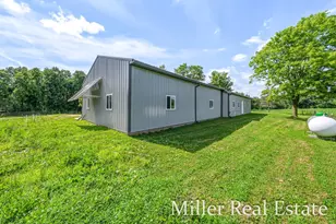 9607 S Barryville Rd, Dowling, MI 49050 - Photo 24