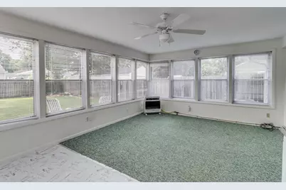 79 S Cedar Avenue, Battle Creek, MI 49037 - Photo 10
