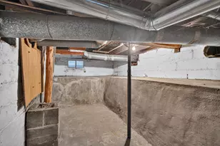 916 Lincoln St, Jackson, MI 49202 - Photo 42