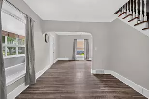 916 Lincoln St, Jackson, MI 49202 - Photo 16