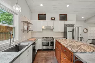 1130 S Shore Dr, Holland, MI 49423 - Photo 2