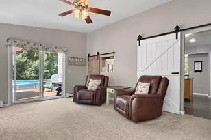 402 Indiana Ave, Cadillac, MI 49601 - Photo 18