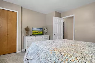 402 Indiana Ave, Cadillac, MI 49601 - Photo 34
