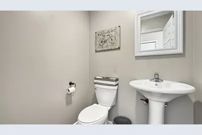 402 Indiana Avenue, Cadillac, MI 49601 - Photo 22