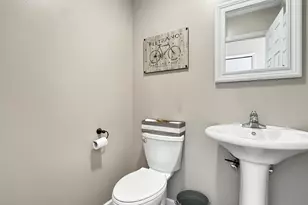 402 Indiana Ave, Cadillac, MI 49601 - Photo 22