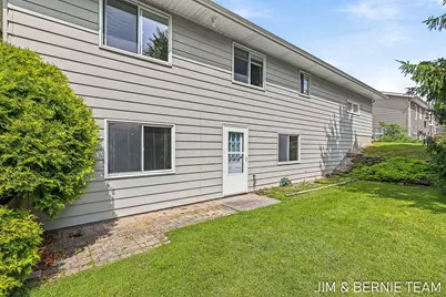 2238 Edgewood Avenue SE, Grand Rapids, MI 49546 - Photo 44