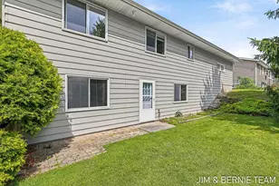 2238 Edgewood Ave SE, Grand Rapids, MI 49546 - Photo 44