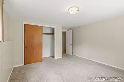 2238 Edgewood Avenue SE, Grand Rapids, MI 49546 - Photo 26