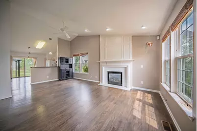 6261 Maplehurst Drive, Ypsilanti, MI 48197 - Photo 8