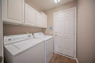 6261 Maplehurst Dr, Ypsilanti, MI 48197 - Photo 24