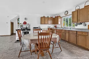 3062 W Cloverdale Rd, Delton, MI 49046 - Photo 6