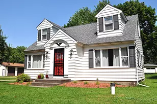 3053 S 3rd St, Niles, MI 49120 - Photo 2