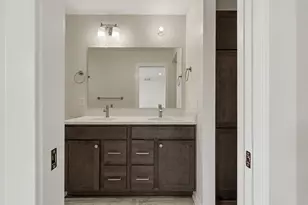 6596 Bellflower Dr SW, Zeeland, MI 49464 - Photo 14