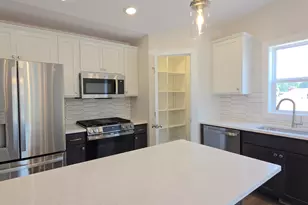 6596 SW Bellflower Dr SW, Zeeland, MI 49464 - Photo 6