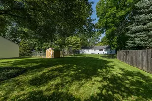 1131 Coolidge Ave, Kalamazoo, MI 49006 - Photo 14