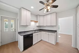 114 S Wisner St, Jackson, MI 49203 - Photo 18